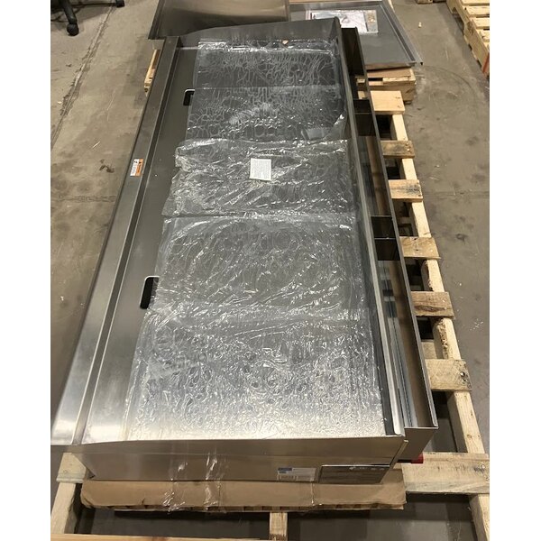 Scratch and Dent Cooking Performance Group GT-CPG-60-NL 60" Gas Countertop Griddle with Thermostatic Controls - 150,000 BTU