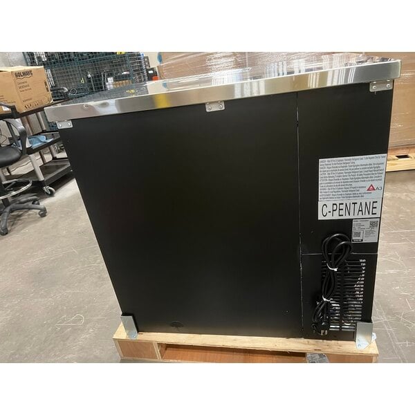 Scratch and Dent Avantco UDD-36-HC 36" Black Triple Tap Kegerator Beer Dispenser - (1) 1/2 Keg Capacity