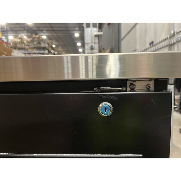 Scratch and Dent Avantco UDD-36-HC 36" Black Triple Tap Kegerator Beer Dispenser - (1) 1/2 Keg Capacity