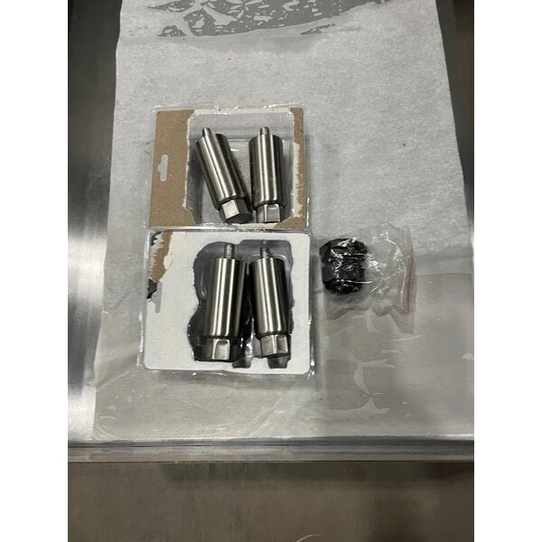 Scratch and Dent Avantco EG48N 48" Electric Countertop Griddle - 208/240V, 10482W-14000W