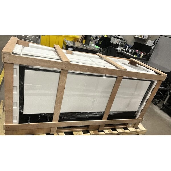 Scratch and Dent Avantco HBB-80-HC 80" Black Horizontal Bottle Cooler