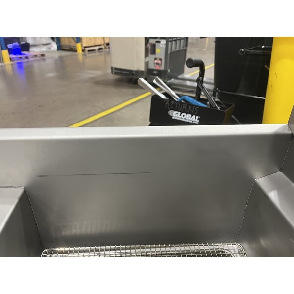 Scratch and Dent Imperial Range IFS-40-E2083 40 lb. Electric Fryer - 208V, 3 Phase