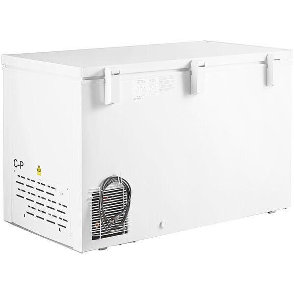 Scratch and Dent Galaxy CF13HC Commercial Chest Freezer - 12.7 cu. ft.