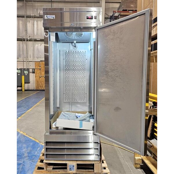 Scratch and Dent Avantco SS-1F-HC 29" Stainless Steel Solid Door Reach-In Freezer