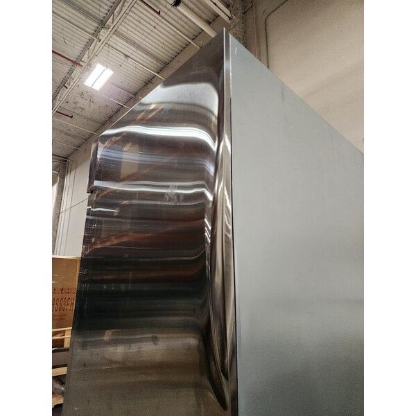 Scratch and Dent Avantco A-35F-HC 39 1/2" Solid Door Reach-In Freezer