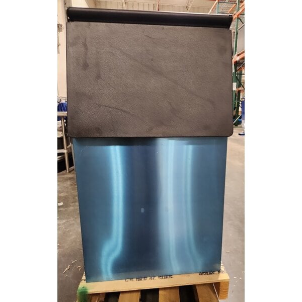 Scratch and Dent Hoshizaki B-300SF 22" Ice Storage Bin with Stainless Steel Finish - 300 lb.