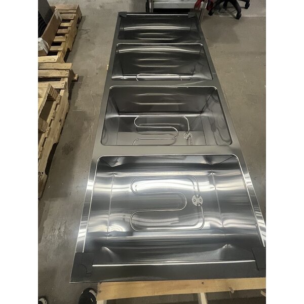 Scratch and Dent Avantco STE-4SA Four Pan Open Well Electric Steam Table with Undershelf - 120V, 2000W