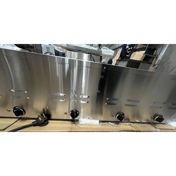 Scratch and Dent Avantco STE-4SA Four Pan Open Well Electric Steam Table with Undershelf - 120V, 2000W