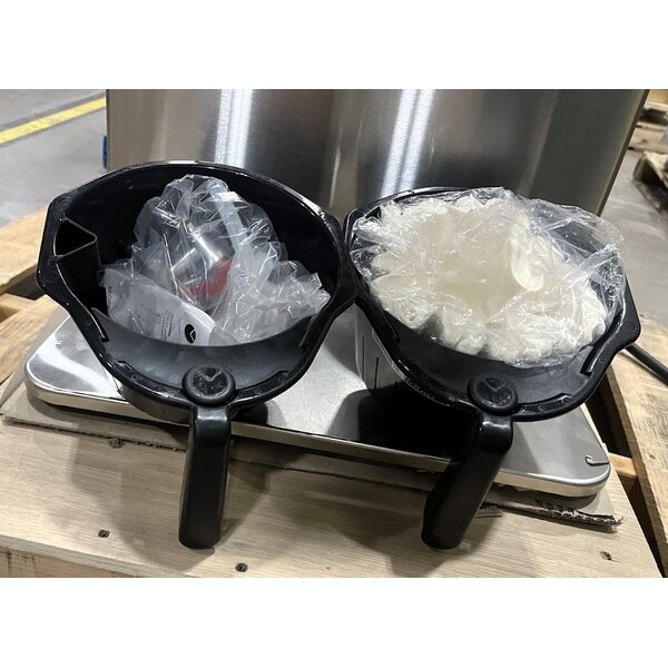 Scratch and Dent Bunn 53200.0101 ICB Twin Tall Infusion Series Stainless Steel Automatic Coffee Brewer - 120/240V, 6000W