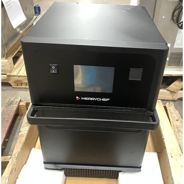 Scratch and Dent Merrychef eikon e1s Classic High-Speed Accelerated Cooking Countertop Oven - 208/240V