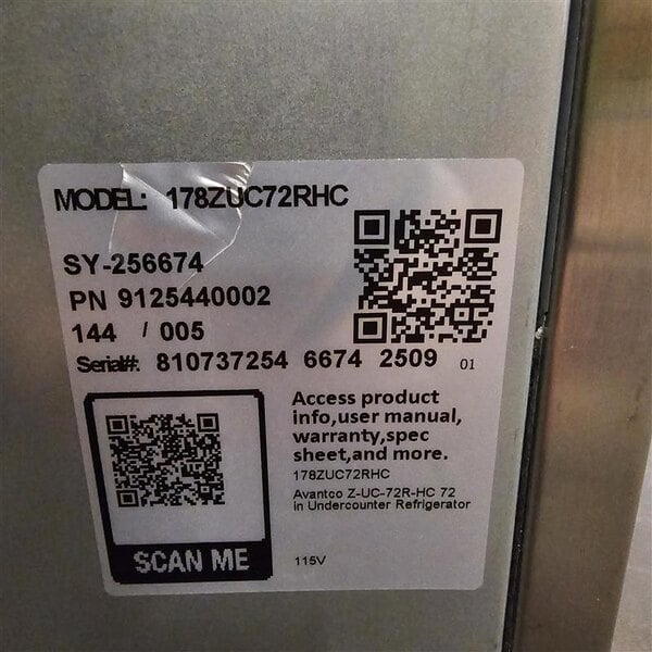 Scratch and Dent Avantco ZUC-72R-HC 72" Front Breathing Undercounter Refrigerator