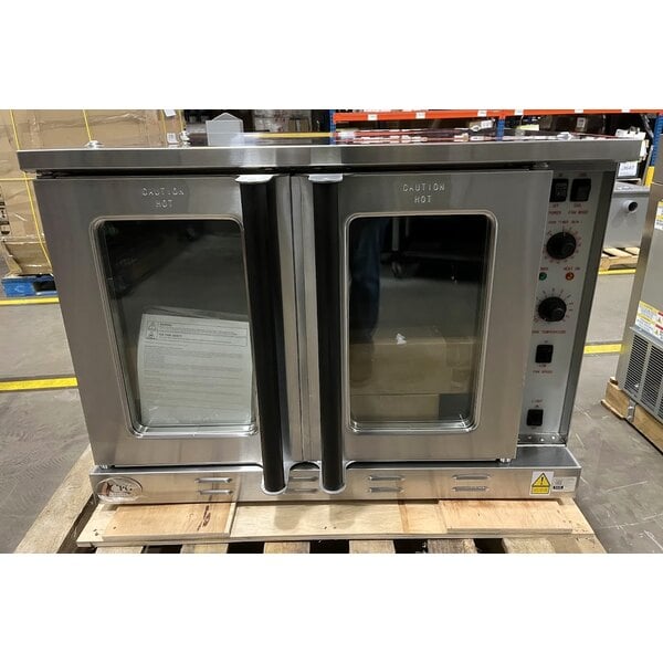 Scratch and Dent Cooking Performance Group FEC-100-C Single Deck Standard Depth Full Size Electric Convection Oven - 208V, 3 Phase, 11 kW