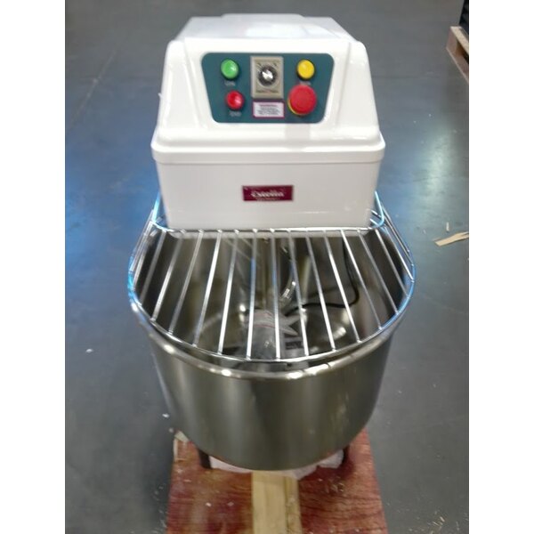Scratch and Dent Estella SM60 60 Qt. / 88 lb. Two-Speed Spiral Dough Mixer - 220V, 4 HP