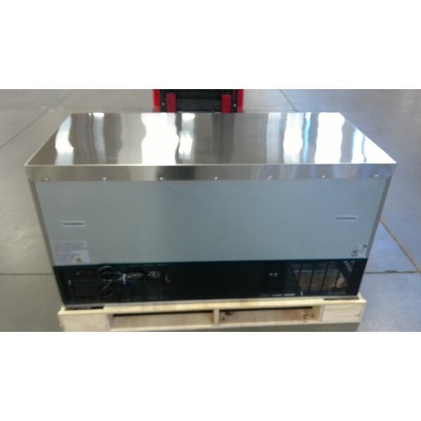 Scratch and Dent Avantco SS-UC-60R-HC 60" Undercounter Refrigerator