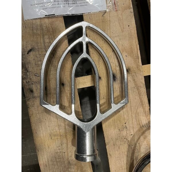 Scratch and Dent Waring Luna WSM20LT 20 Qt. Planetary Stand Mixer with Guard, Timer, and Standard Accessories - 120V, 1 hp