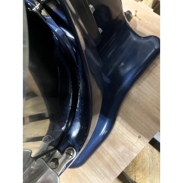 Scratch and Dent Waring Luna WSM20LT 20 Qt. Planetary Stand Mixer with Guard, Timer, and Standard Accessories - 120V, 1 hp