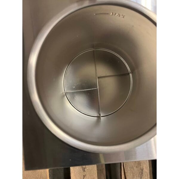 Scratch and Dent Carnival King HSPW35DBL Double 3.5 Qt. Warmer with Heated Spouts and Pumps - 120V, 1100W