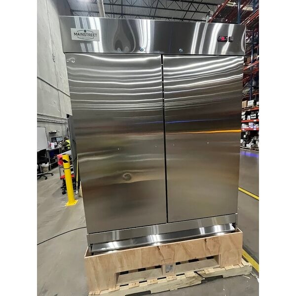 Scratch and Dent MainStreet Equipment BMR-49-F 54" Solid Door Reach-In Freezer