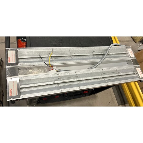 Scratch and Dent ServIt 48" Double Strip Warmer with Dual Adjustable Infinite Controls - 120V, 1,900W