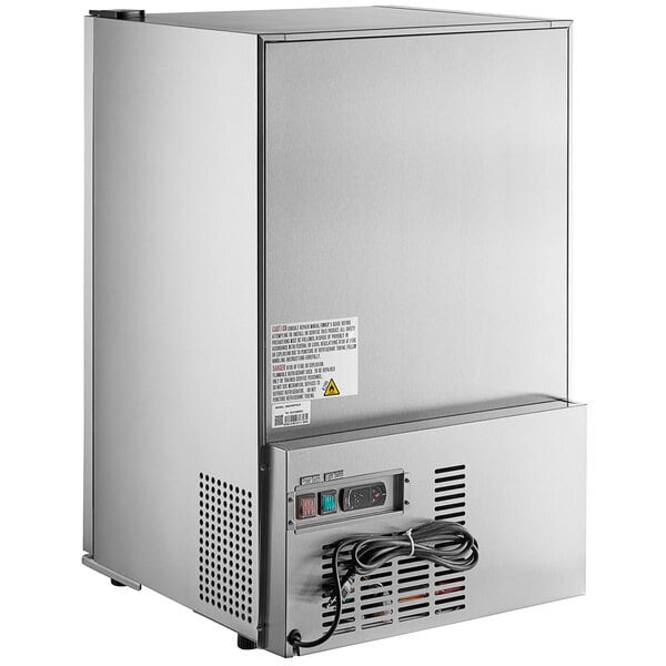 Scratch and Dent Avantco CRM-7-HC Stainless Steel Countertop Display Refrigerator with Swing Door - 4.1 Cu. Ft.