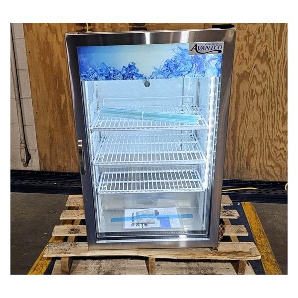 Scratch and Dent Avantco CRM-7-HC Stainless Steel Countertop Display Refrigerator with Swing Door - 4.1 Cu. Ft.