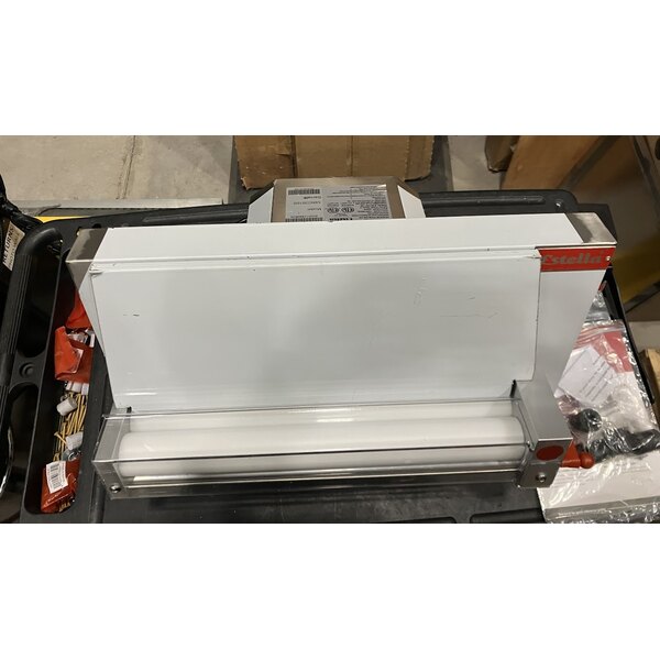 Scratch and Dent Estella EDS18S 18" Countertop One Stage Dough Sheeter - 120V, 1/2 HP