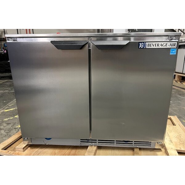 Scratch and Dent Beverage-Air UCR34HC 34" Shallow Depth Low Profile Undercounter Refrigerator