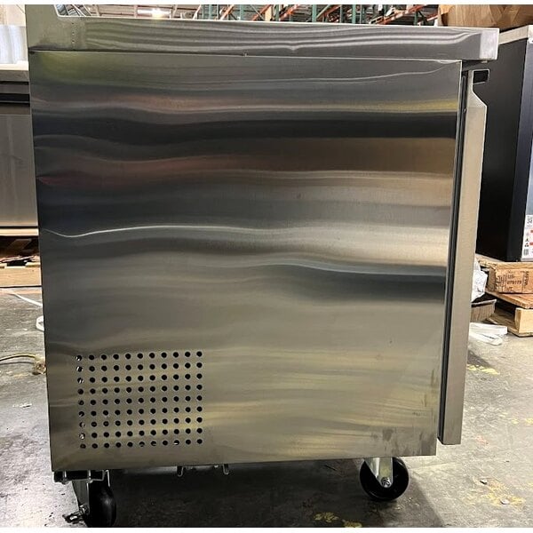 Scratch and Dent Avantco SS-WT-27F-HC 27" One Door Worktop Freezer with 3 1/2" Backsplash