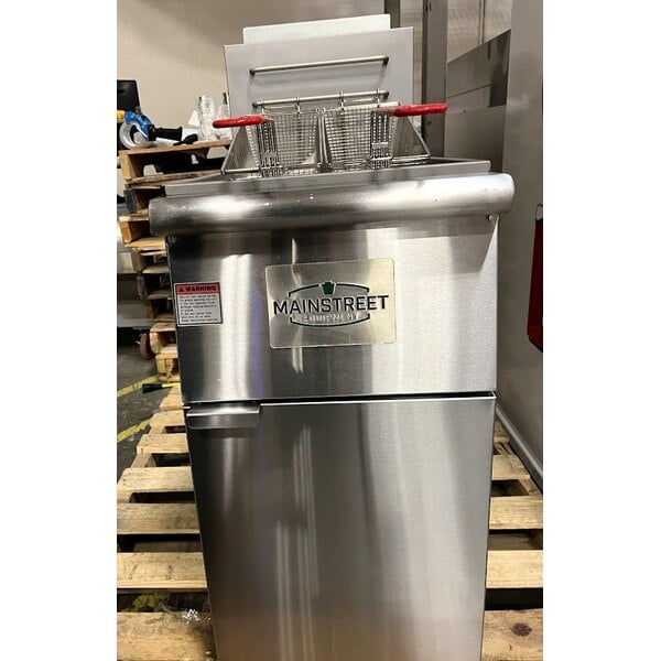 Scratch and Dent MainStreet Equipment Liquid Propane 50 lb. Stainless Steel Floor Fryer - 120,000 BTU