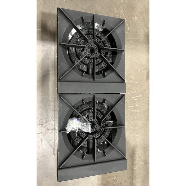 Scratch and Dent Cooking Performance Group CPG-DSPR-N Natural Gas Stock Pot Range - 160,000 BTU