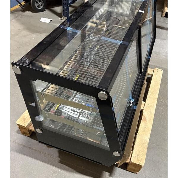 Scratch and Dent Avantco BCSS-60-HC 60" Black Self-Serve Refrigerated Countertop Bakery Display Case with LED Lighting