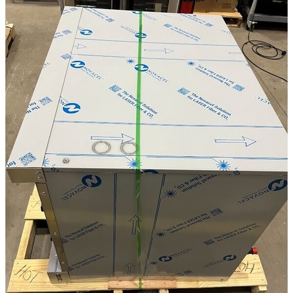 Scratch and Dent Vulcan VC44GD-NAT Natural Gas Double Deck Full Size Gas Convection Oven with Solid State Controls - 100,000 BTU