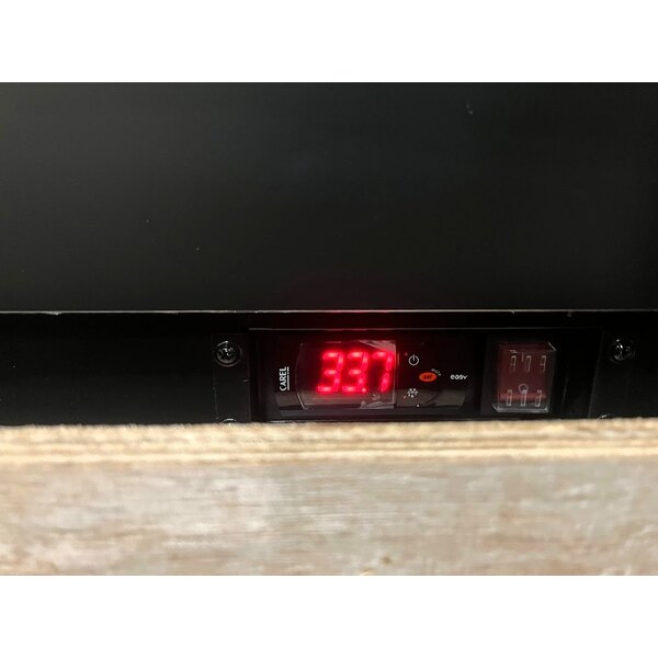 Scratch and Dent Avantco HBB-80-HC 80" Black Horizontal Bottle Cooler