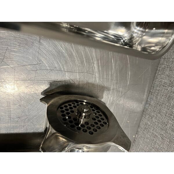 Scratch and Dent Avantco MG22R #22 Meat Grinder with Reverse Function - 110V, 1 1/2 hp