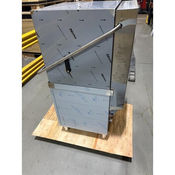 Scratch and Dent MainStreet Equipment HTDT Single Rack High-Temperature Door-Type Dish Machine with Booster Heater - 208-240V, 1 Phase