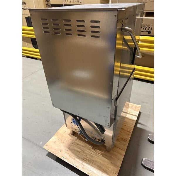 Scratch and Dent MainStreet Equipment HTDT Single Rack High-Temperature Door-Type Dish Machine with Booster Heater - 208-240V, 1 Phase