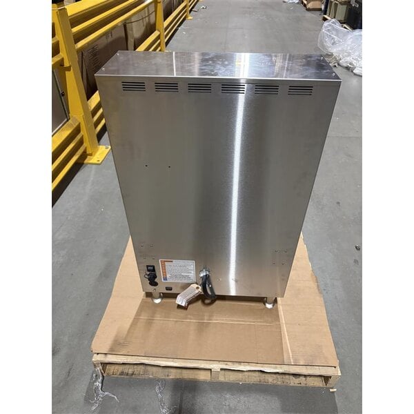 Scratch and Dent Fetco CBS-1252 Plus Series Twin Automatic Digital Coffee Brewer With Plastic Brew Basket - 208/240V, 6000W