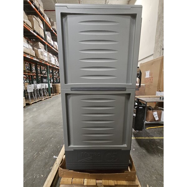 Scratch and Dent Metro C539-HLDC-4 C5 3 Series Insulated Low Wattage Full Size Hot Holding Cabinet with Fixed Wire Slides and Clear Dutch Doors - Gray