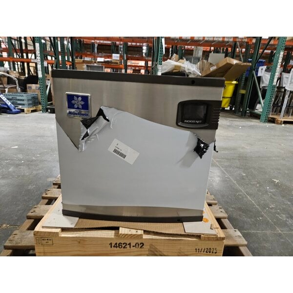 Scratch and Dent Manitowoc IYT-0420A Indigo NXT 22" Air Cooled Half Dice Ice Machine - 115V, 460 lb.