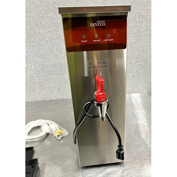 Scratch and Dent Avantco HWDA2 2 Gallon Hot Water Dispenser - 120V, 1500W