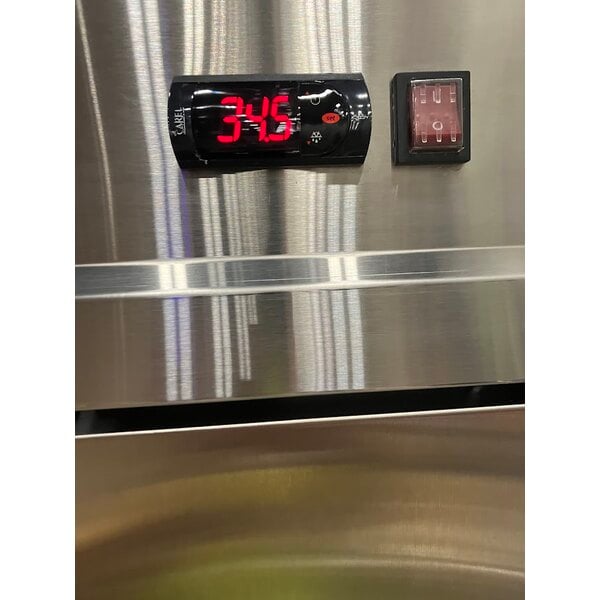 Scratch and Dent Avantco SS-3R-HC 81 5/16" Stainless Steel Solid Door Reach-In Refrigerator