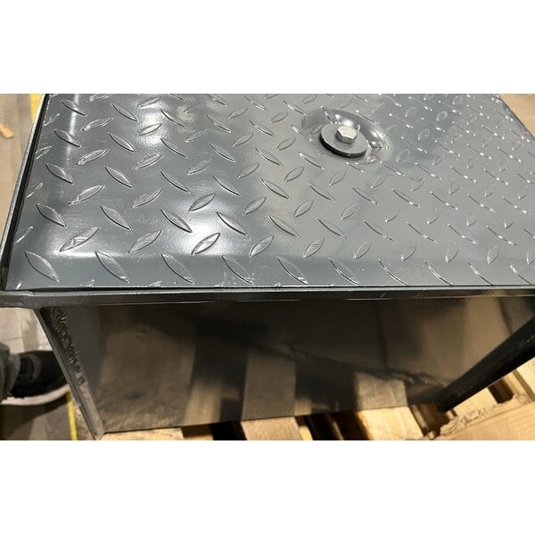 Scratch and Dent Watts WD-15 30 lb. Grease Trap