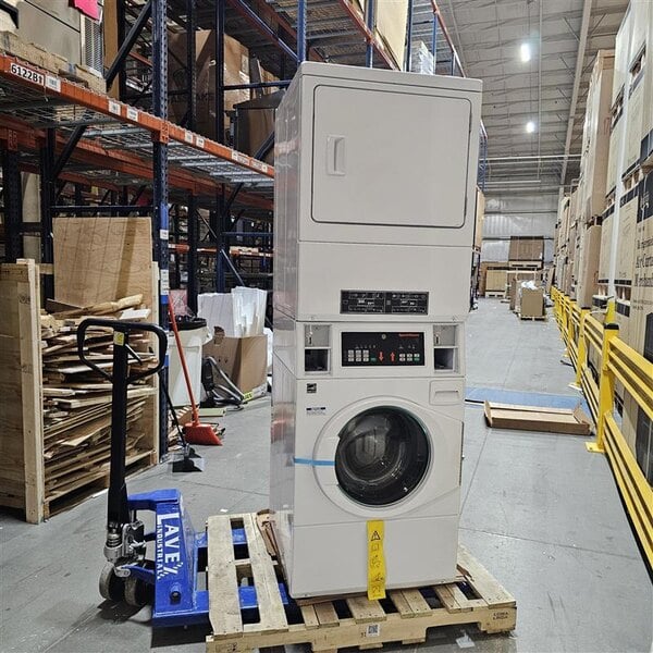 Scratch and Dent Speed Queen Quantum Gold Pro SV6000WG Stacked 3.42 cu. ft. 27" Front Load Electric Washer and 7.0 cu. ft. 27" Front Load Gas Powered Dryer - Coin Operated