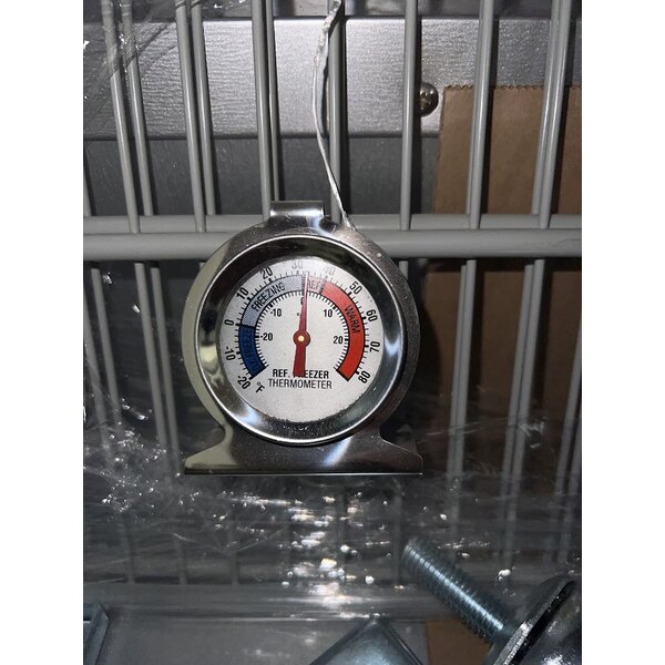 Scratch and Dent Beverage-Air UCR34HC 34" Shallow Depth Low Profile Undercounter Refrigerator