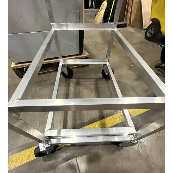Scratch and Dent Channel SRS-7 7 Pan Side Load Angled Merchandising Cart
