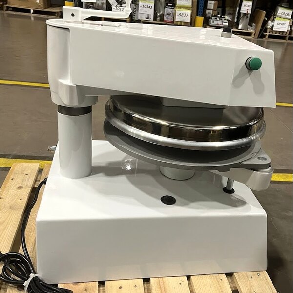 Scratch and Dent Proluxe Apex Pro X1 DP1350CA 18" Hydraulic Automatic Heavy Duty Pizza Dough Press - 120V, 1500W