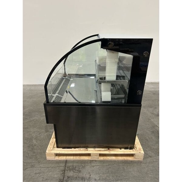 Scratch and Dent Avantco HAC-36-B 35 3/8" Black Horizontal Air Curtain Merchandiser with 1 Shelf and LED Lighting - 115V