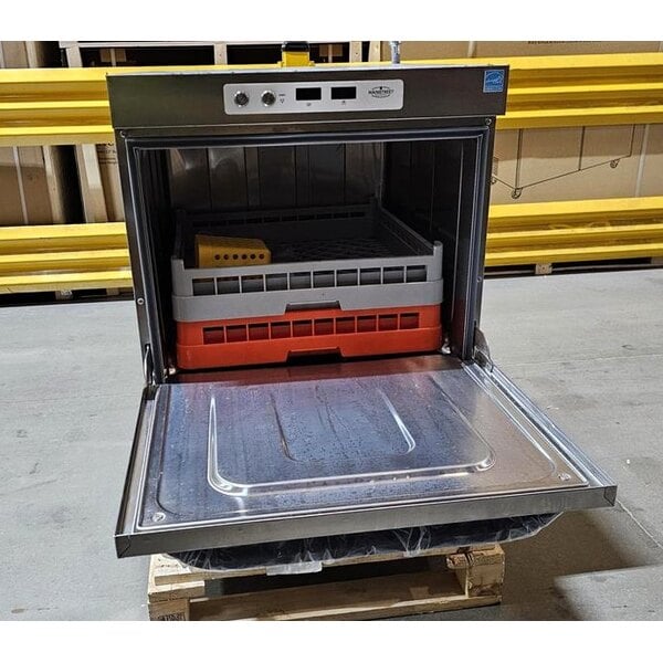 Scratch and Dent MainStreet Equipment HTUC High-Temperature Undercounter Dishwasher - 208V/240V, 1 Phase