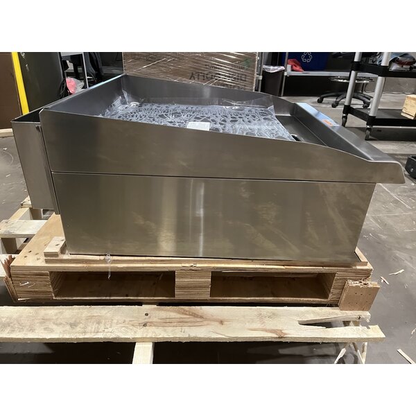 Scratch and Dent Cooking Performance Group GM-CPG-24-NL 24" Gas Countertop Griddle with Manual Controls - 60,000 BTU