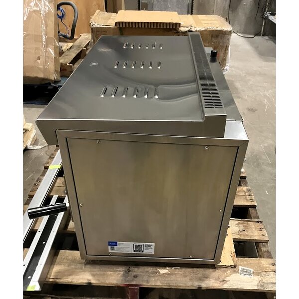 Scratch and Dent Cooking Performance Group S-36-SB-N 36" Natural Gas Infrared Salamander Broiler with 36" Heat Shield and Mounting Brackets - 36,000 BTU